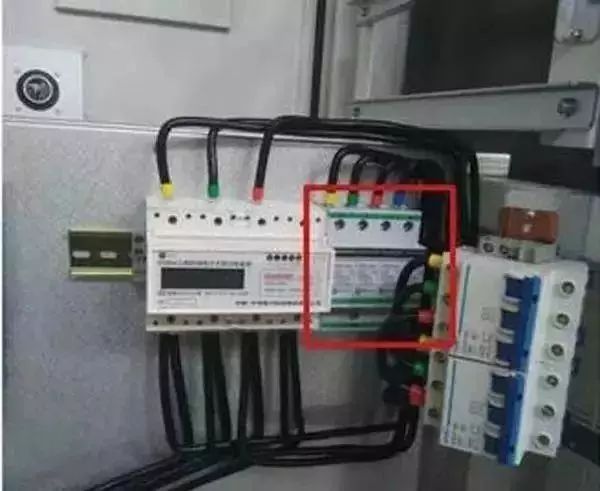 配電箱內部結構詳細分析，誰看誰懂，學不求人！